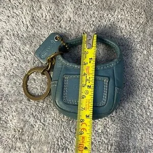 Vintage Coach Mini Ergo Key Fob コーチキーリング Vintage Coach Mini Ergo Key Fob コーチキーリング - メルカリ